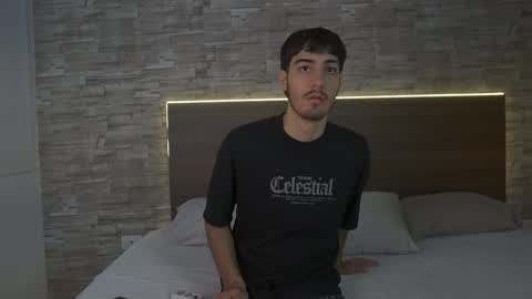 Enzo online show from April 2026 06:49:02 PM