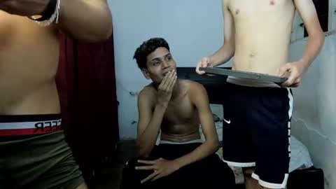 Snapshot of enzo_fernandez10 chatting on July 2026 02:16:01 AM enzo_fernandez10 online show from July 2026 02:16:01 AM