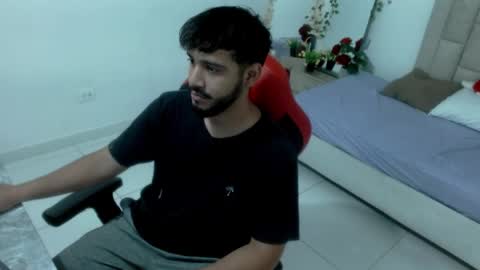 Snapshot of enzo_fox chatting on May 2026 07:22:01 PM j-mac online show from May 2026 07:22:01 PM