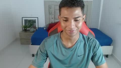 Enzo online show from December 2025 12:24:02 PM