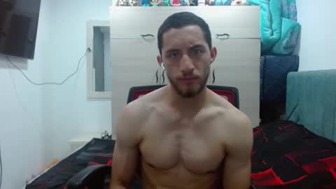 enzo_savage online show from October 2025 06:18:02 PM