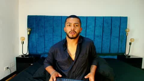 Snapshot of enzo_vitale chatting on April 2026 11:29:01 AM Enzo Vitale online show from April 2026 11:29:01 AM