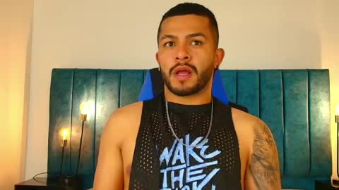 Snapshot of enzo_vitale chatting on April 2026 11:55:02 AM Enzo Vitale online show from April 2026 11:55:02 AM