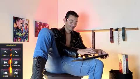 Snapshot of enzoprat chatting on March 2026 09:37:02 AM enzoprat online show from March 2026 09:37:02 AM