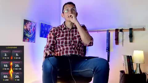 Snapshot of enzoprat chatting on March 2026 03:01:01 AM enzoprat online show from March 2026 03:01:01 AM