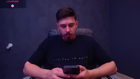 EnzoRace online show from November 2025 06:23:02 AM