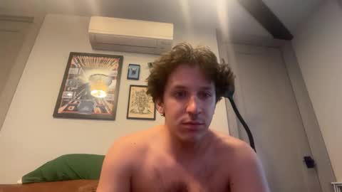 Snapshot of enzyme_ chatting on May 2026 10:40:01 PM enzyme_ online show from May 2026 10:40:01 PM