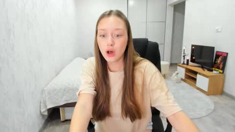 Snapshot of ephorium chatting on February 2025 02:21:01 PM Renata online show from February 2025 02:21:01 PM