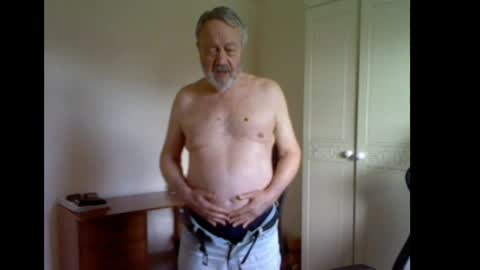 Snapshot of erasmus_d chatting on June 2026 05:29:02 PM erasmus_d online show from June 2026 05:29:02 PM