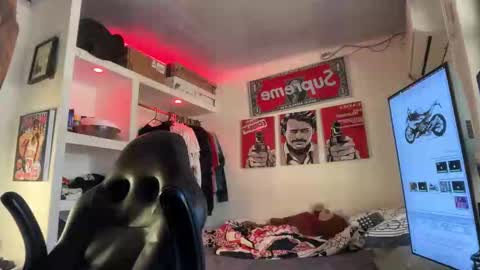 Tht BOSS Eren online show from March 2026 08:23:01 PM