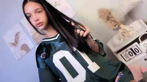 Elisa online show from July 2026 04:59:01 AM