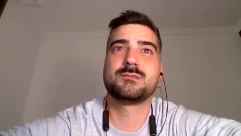 Snapshot of erian_3 chatting on April 2026 09:39:01 PM erian_3 online show from April 2026 09:39:01 PM