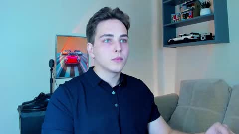 Snapshot of eric_ether chatting on September 2025 08:01:02 PM Eric online show from September 2025 08:01:02 PM