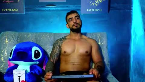 Brayan online show from November 2025 10:10:02 PM