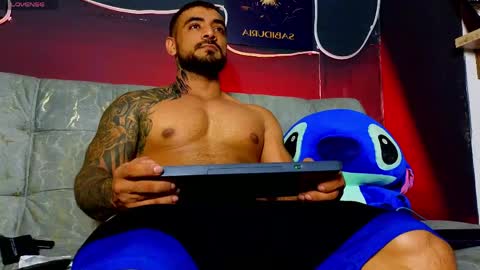 Brayan online show from April 2026 11:29:01 PM