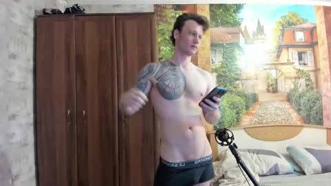 Snapshot of eric_the_vikking chatting on October 2025 08:14:01 AM Eric online show from October 2025 08:14:01 AM