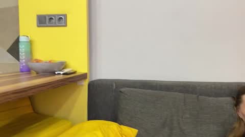 erica_dav online show from October 2025 04:00:02 AM