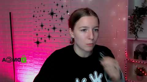 erica_murray online show from November 2025 10:27:01 AM