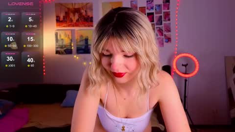 Snapshot of erica_winterr chatting on February 2025 05:03:02 AM Erica Winterr online show from February 2025 05:03:02 AM