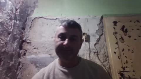 Snapshot of ericboy32 chatting on November 2025 09:39:01 PM eric online show from November 2025 09:39:01 PM