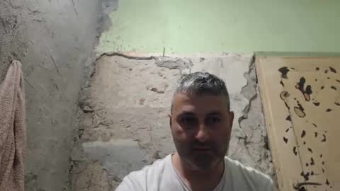 Snapshot of ericboy32 chatting on May 2026 02:06:01 AM eric online show from May 2026 02:06:01 AM