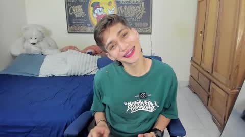 erick_de_rossee online show from December 2025 07:32:01 PM