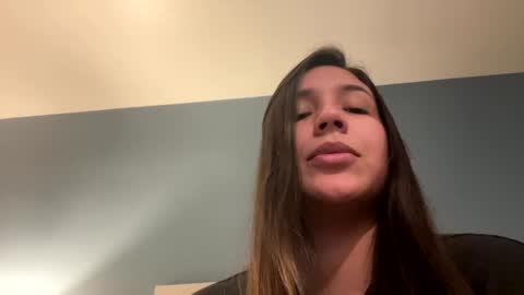 Snapshot of erickavee21 chatting on December 2024 07:17:02 AM ErickaVee online show from December 2024 07:17:02 AM