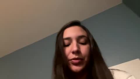 Snapshot of erickavee21 chatting on December 2024 06:45:01 AM ErickaVee online show from December 2024 06:45:01 AM