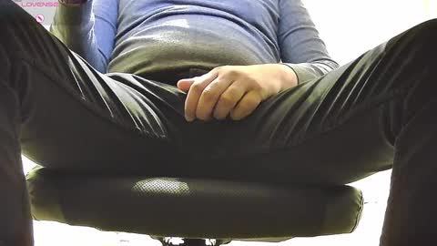 ericric49 online show from November 2025 07:41:02 AM