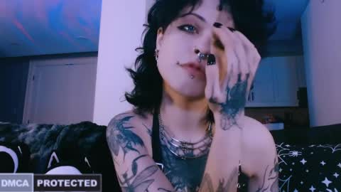 Snapshot of erii_xoxo chatting on April 2026 02:09:02 AM Rainbow on your spoon online show from April 2026 02:09:02 AM