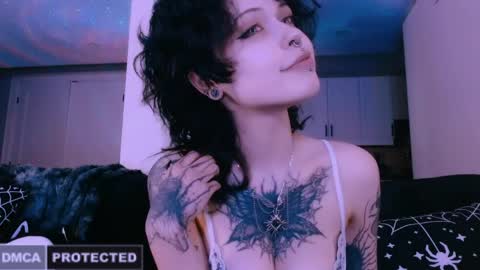 Snapshot of erii_xoxo chatting on April 2026 05:12:02 AM Rainbow on your spoon online show from April 2026 05:12:02 AM