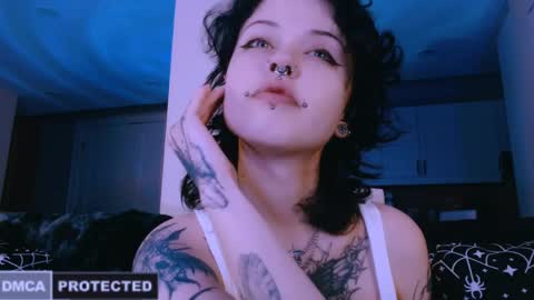 Snapshot of erii_xoxo chatting on April 2026 07:03:01 AM Rainbow on your spoon online show from April 2026 07:03:01 AM