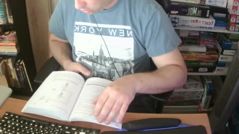 Snapshot of erik_dapper chatting on May 2026 07:39:01 AM Erik Dapper online show from May 2026 07:39:01 AM