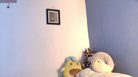 Snapshot of erik_golden_ chatting on June 2026 08:24:01 PM I am Erik online show from June 2026 08:24:01 PM