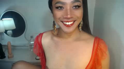 erika_madrigal online show from September 2025 07:48:02 PM