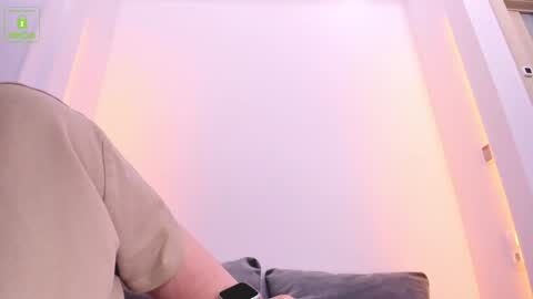 Snapshot of erikalustx chatting on December 2024 04:12:02 AM Erika online show from December 2024 04:12:02 AM