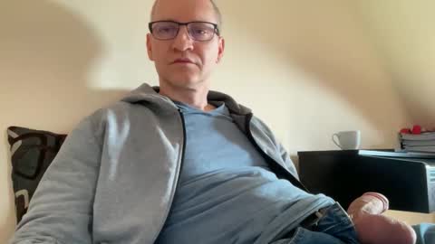 erikwant2 online show from March 2026 06:39:01 AM