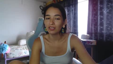 erina_1 online show from December 2024 05:14:01 PM