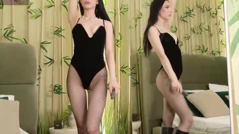 Snapshot of erinevans_ chatting on March 2026 04:51:02 AM Erin online show from March 2026 04:51:02 AM