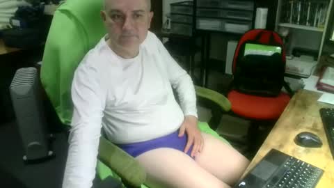 ernello online show from November 2025 06:21:01 PM