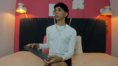 ero_boy40 online show from August 2026 08:03:02 PM