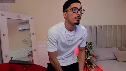 Snapshot of eros_becker_ chatting on April 2026 03:12:01 AM eros_becker_ online show from April 2026 03:12:01 AM