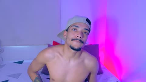 Eros online show from December 2025 09:01:02 PM