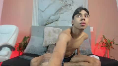 Snapshot of eros_lux1 chatting on April 2026 02:36:02 PM Eros Lux1 online show from April 2026 02:36:02 PM