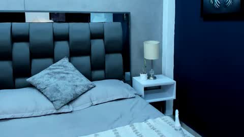 Eros Mancini online show from December 2025 04:10:02 AM