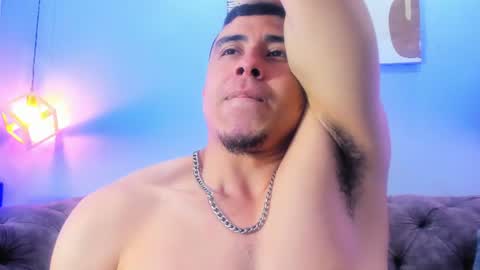 Snapshot of eross_santy chatting on July 2026 01:39:02 PM Eross online show from July 2026 01:39:02 PM