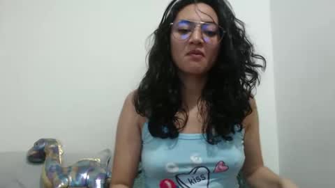 Snapshot of erotic_fusion_ chatting on December 2024 10:53:02 PM erotic_fusion_ online show from December 2024 10:53:02 PM