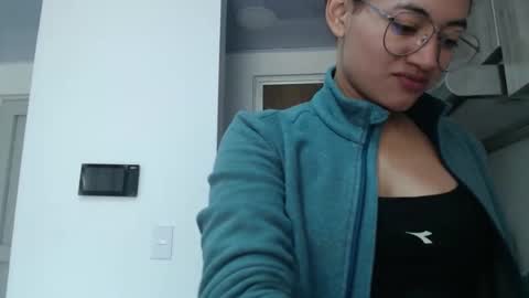 Snapshot of erotic_fusion_ chatting on November 2025 02:52:02 PM erotic_fusion_ online show from November 2025 02:52:02 PM