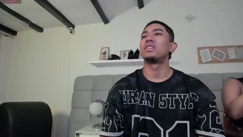 Snapshot of erotic_sins chatting on November 2025 03:09:02 AM erotic_sins online show from November 2025 03:09:02 AM