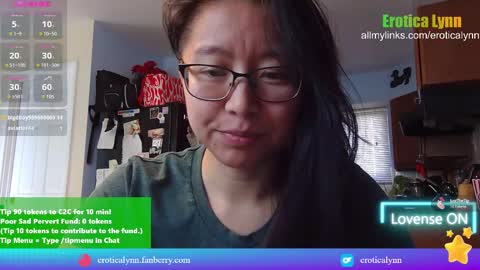 Lynn   online show from March 2025 08:11:02 PM